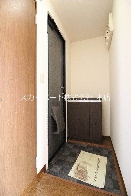 ガーデンハイツ四ツ池A 玄関