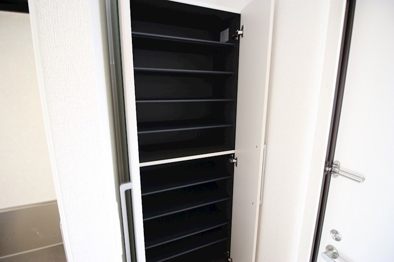 サンリット泉 玄関