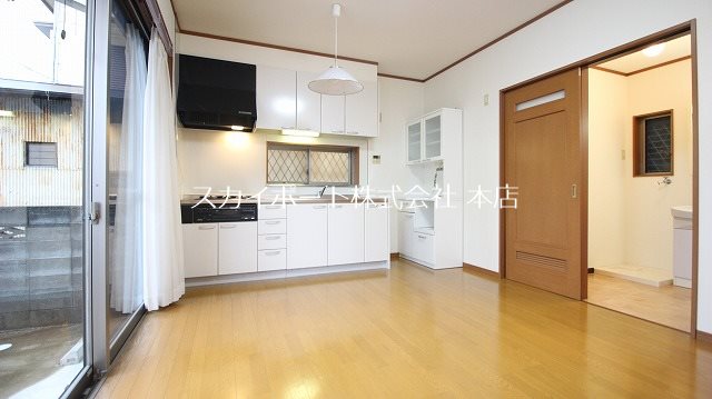 リバーコート泉 リビング