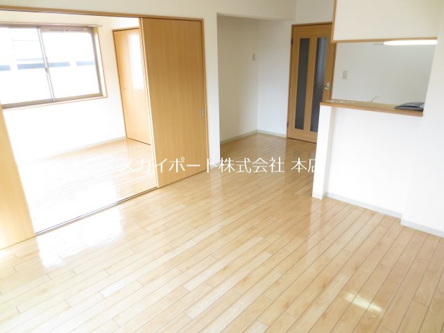 グランディ・ケイ リビング