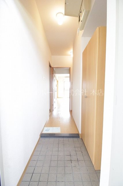 ヴィラージュ 玄関