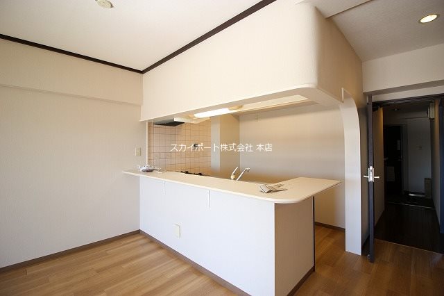 ロイヤルメゾン小豆餅 その他8