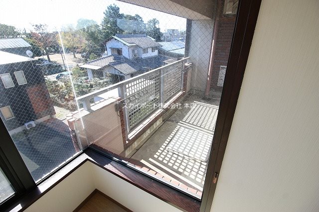 ロイヤルメゾン小豆餅 ベランダ