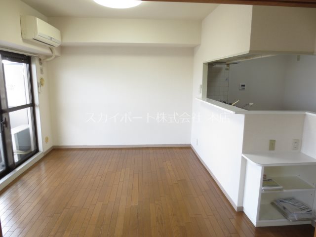 トーカンマンション高丘 リビング