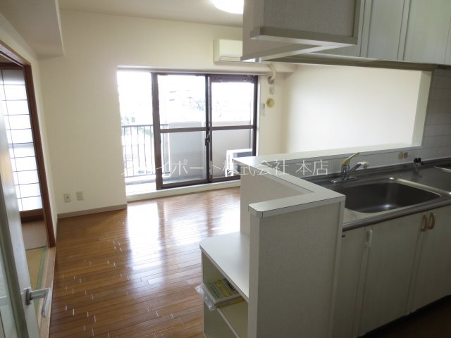 トーカンマンション高丘 キッチン