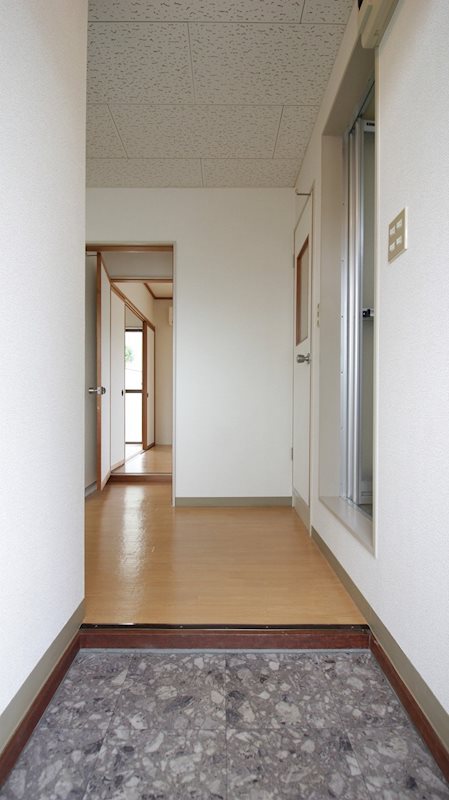 上島マンション 玄関