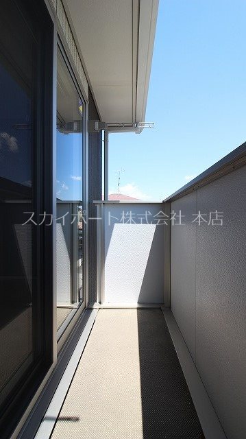 グリシーナB ベランダ