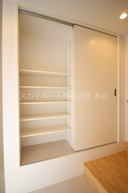 ルーラルハウス 玄関