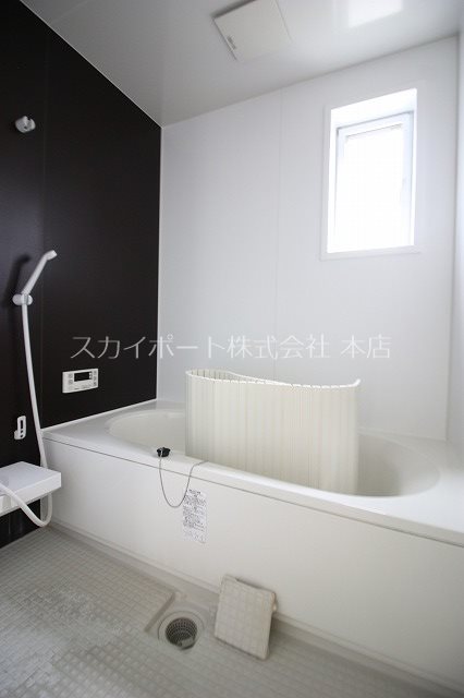 高丘北小山様貸家　西棟 風呂画像
