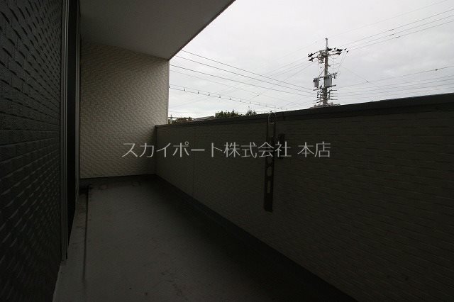 高丘北小山様貸家　西棟 ベランダ