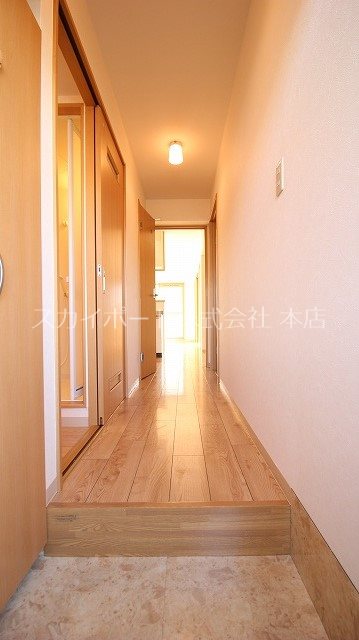 リーフ萩丘 玄関