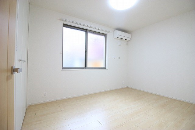 アンソレイエⅠ ベッドルーム