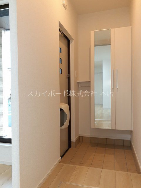 ガンディーノ 玄関