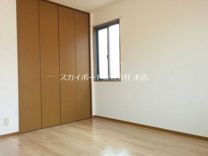 ポワールA ベッドルーム