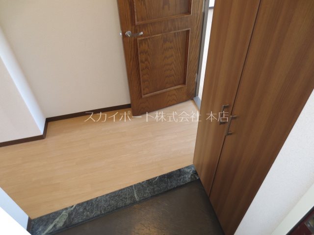 ピアンテ四ツ池 玄関