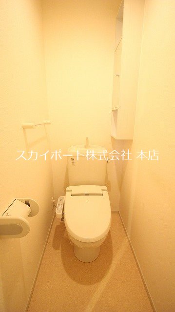 ファミーユ葵西 トイレ