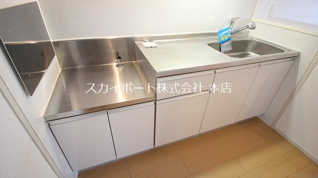 ファミーユ葵西 キッチン