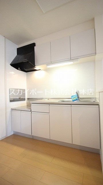 ファミーユ葵西 キッチン
