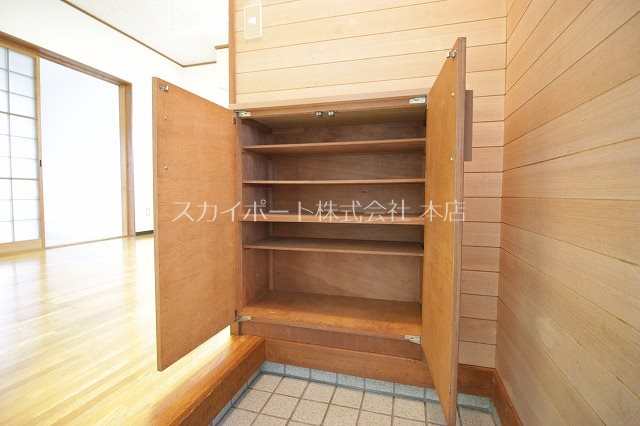 コーポ中村 玄関