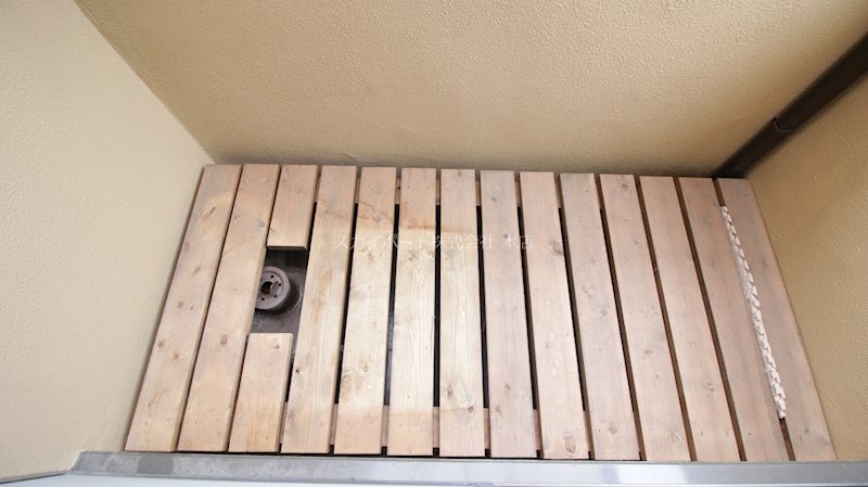 住吉1丁目貸家 ベランダ