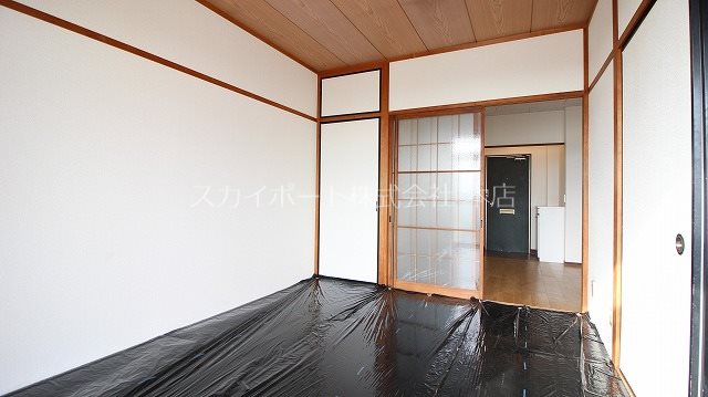 メゾンサカエ ベッドルーム