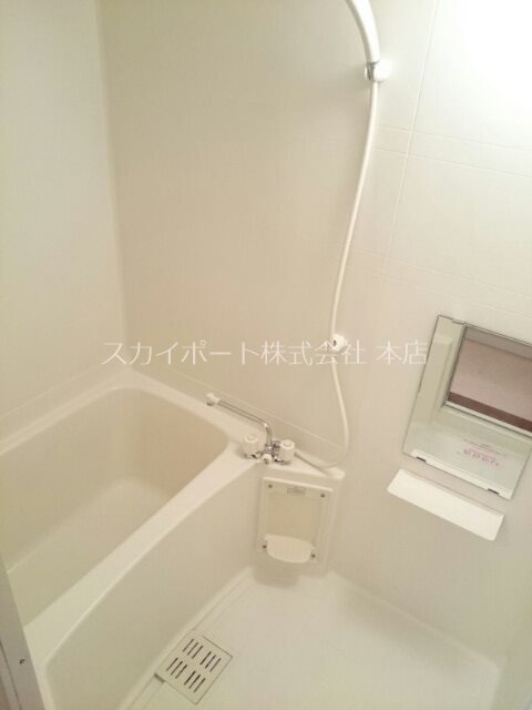 クレストールアイリスA 風呂画像