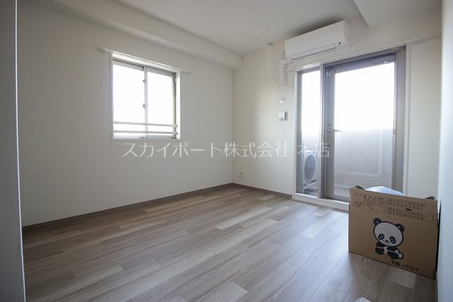 プレサンスロジェ浜松 ベッドルーム