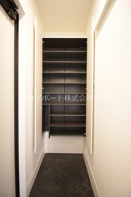 シャンブル 玄関