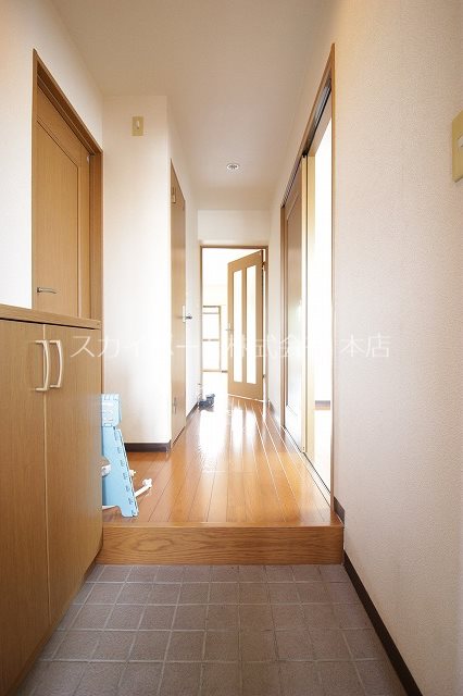 Avenue根洗 玄関