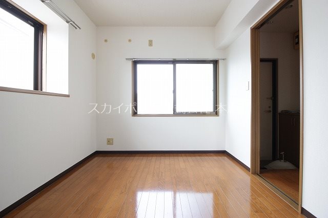 Avenue根洗 ベッドルーム