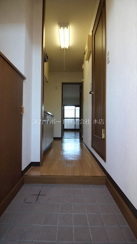 ブライト・リリカル 玄関