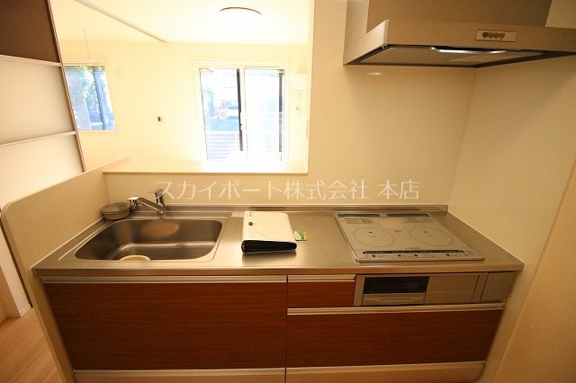 ALBA GLANDE B キッチン