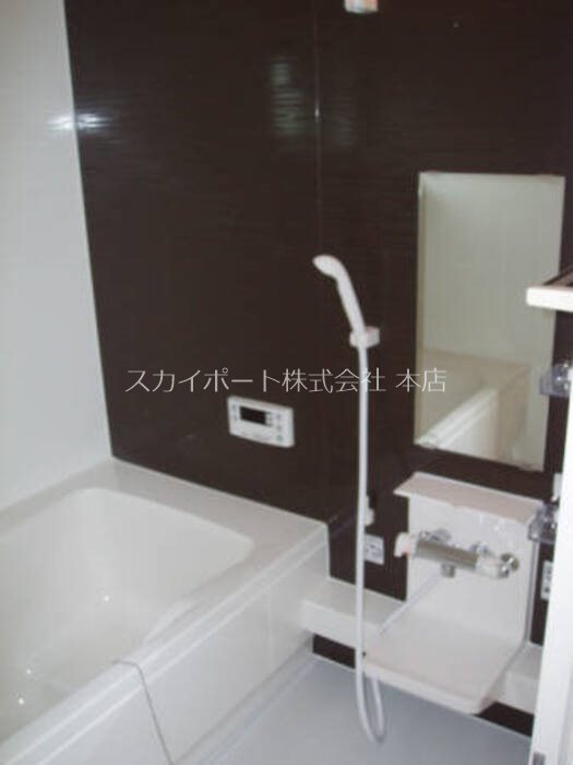 セレーナ 風呂画像