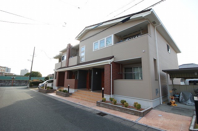 ウエストインレット 外観