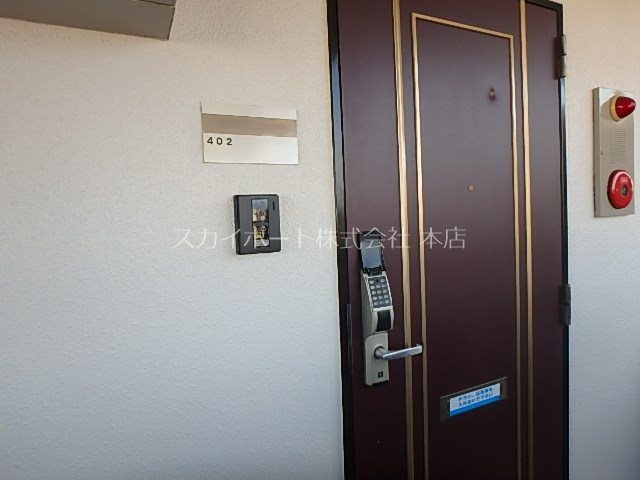 メゾンマスカット 玄関