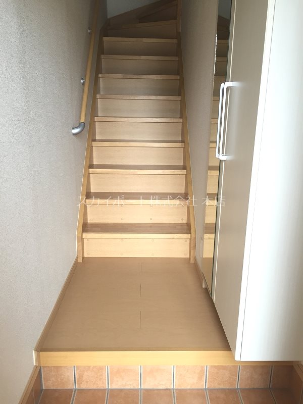 フレア　SAKU 玄関