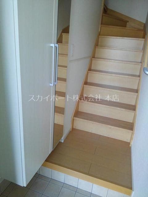 レフィーノ北斗 玄関