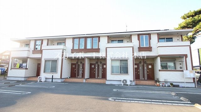 ファミーユ葵西 外観