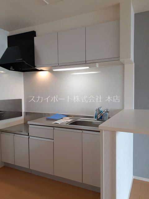 ファミーユ葵西 キッチン