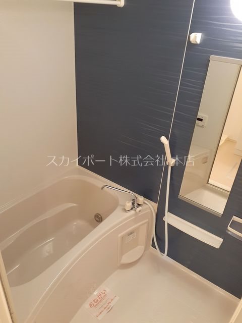 ファミーユ葵西 風呂画像