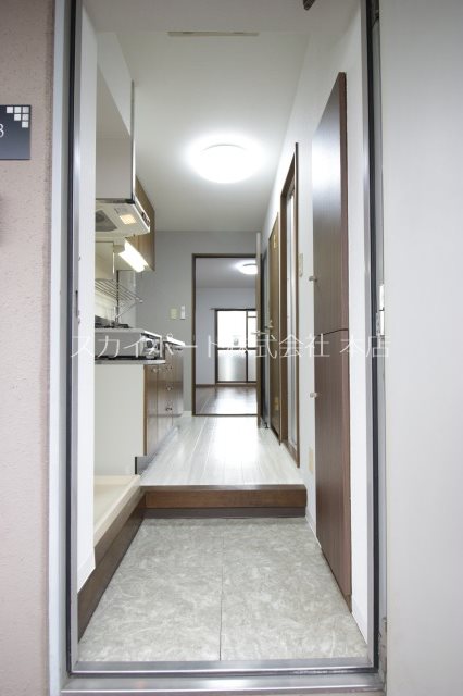 アオバマンション 玄関