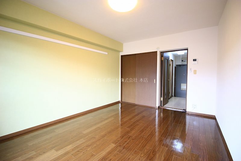 アオバマンション リビング