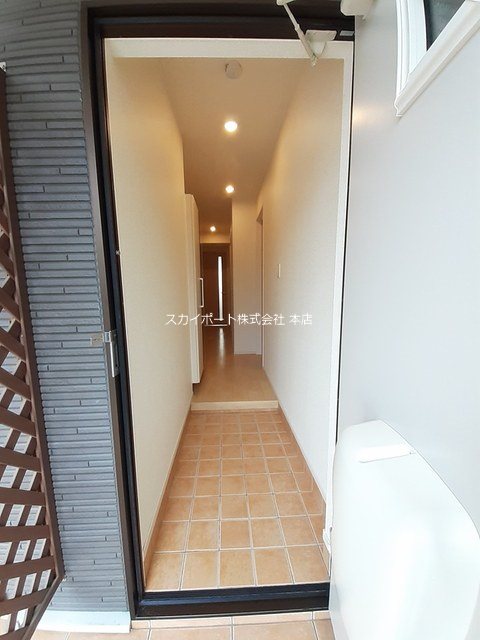 フォーリスト・ガーデンＮ A 玄関