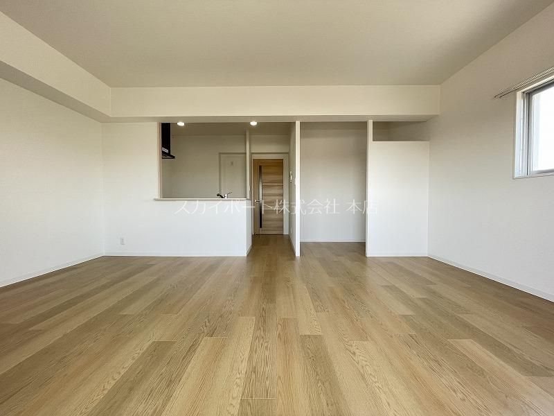 ELPIS・Kira リビング