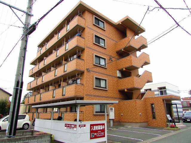 オーシャンブルー 外観