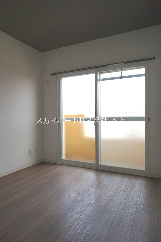マンションヒカリⅡ ベッドルーム