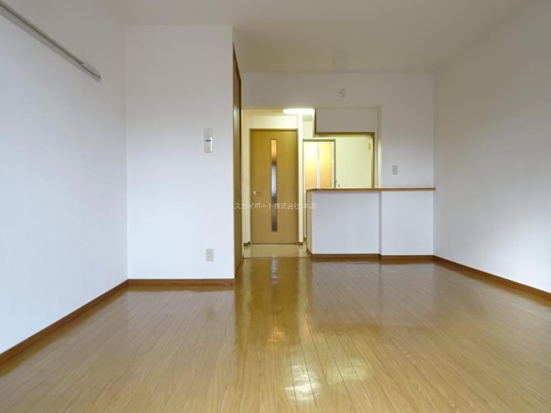 アポロミレニア リビング