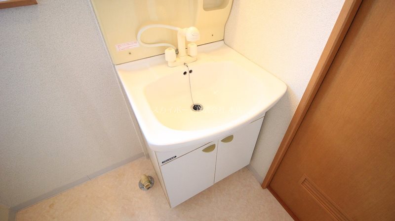 コンフォードⅢ 洗面所