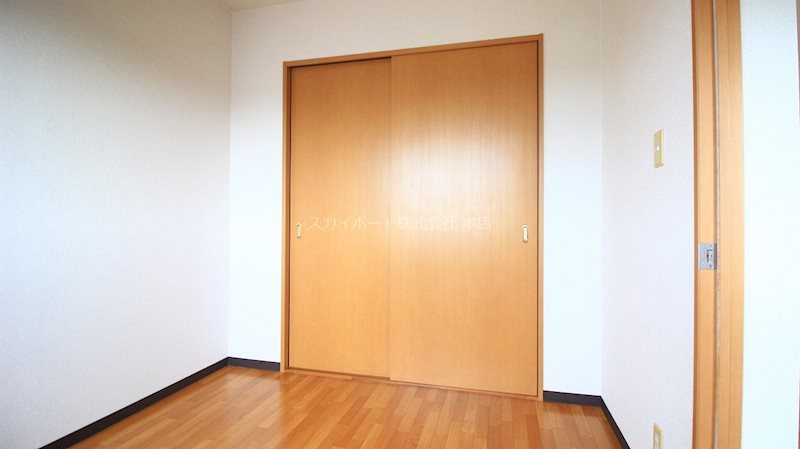 コンフォードⅢ ベッドルーム