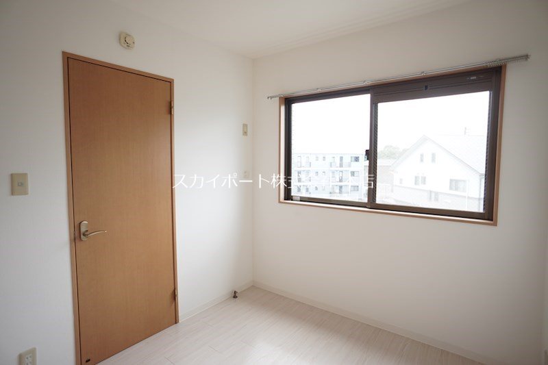 コンフォードⅢ ベッドルーム